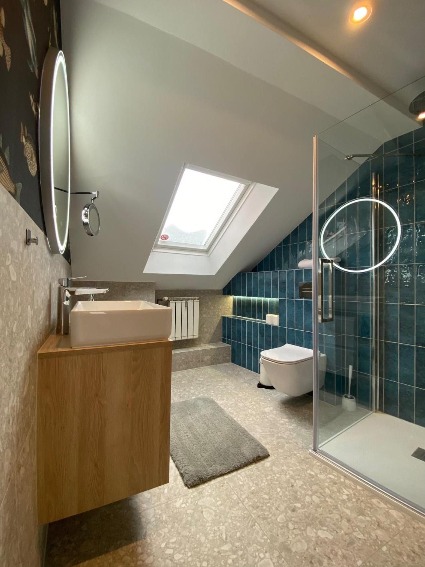 Two-Bedroom Apartment with City View