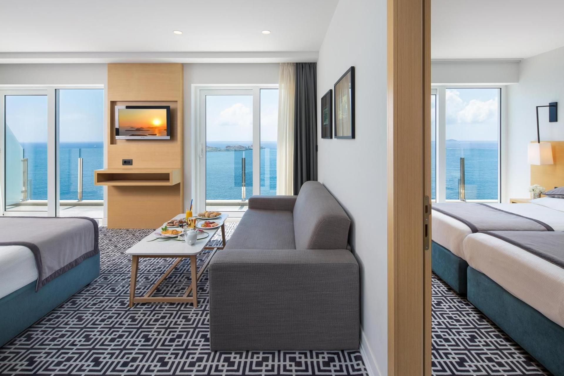 Premium Family Suite With Balcony And Sea View