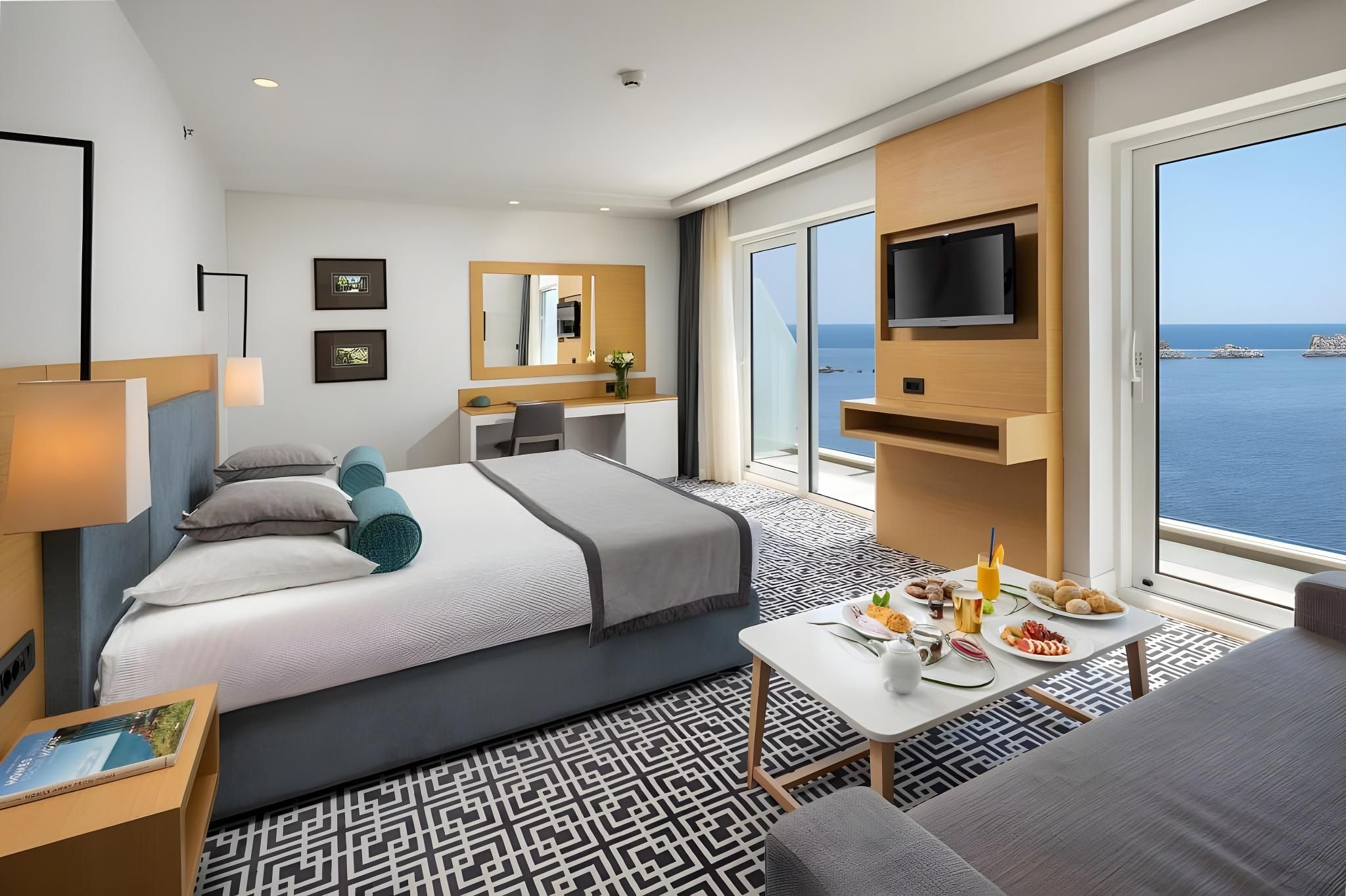 Premium Family Suite with Balcony and Sea View