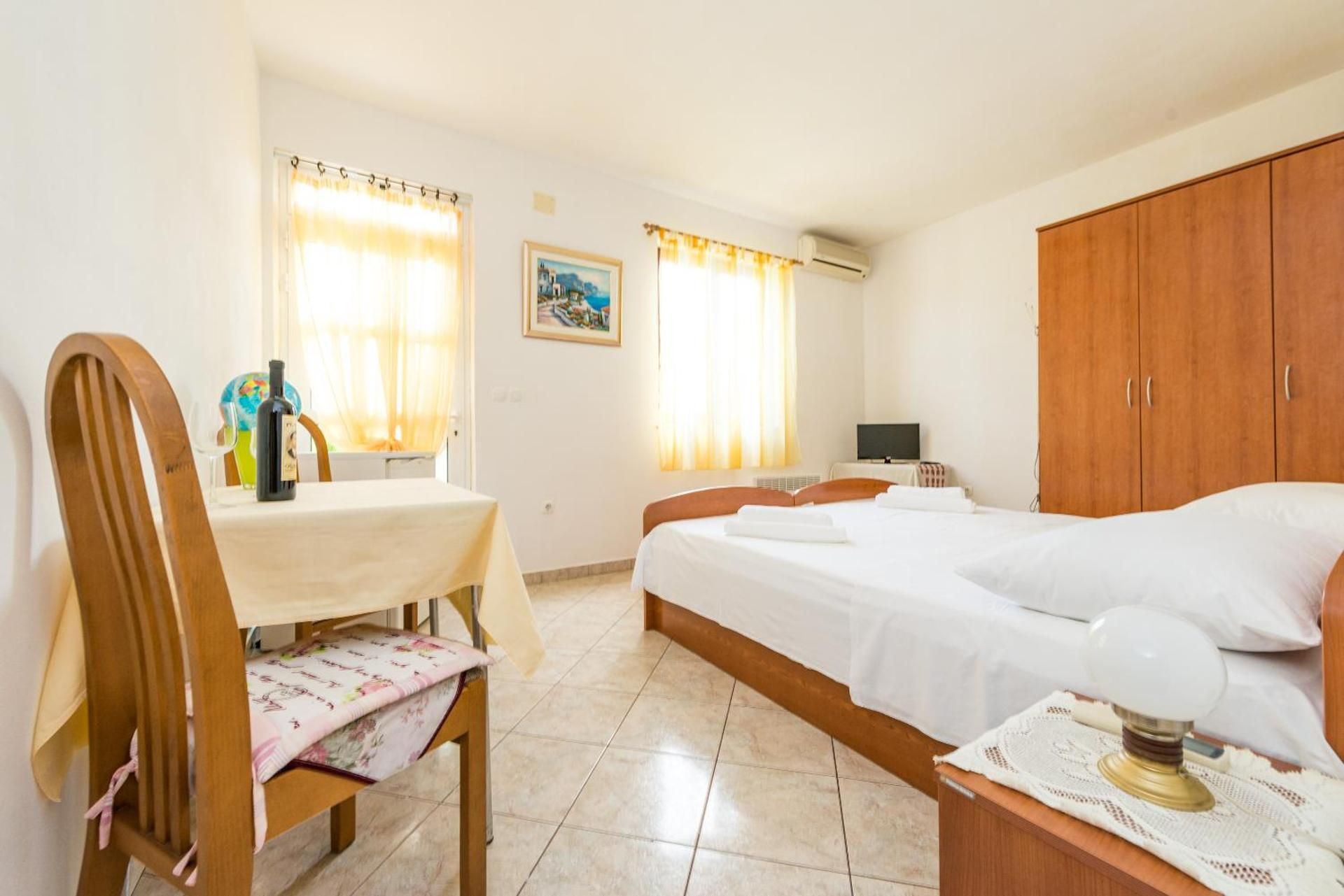 Double Room with Private Entrance