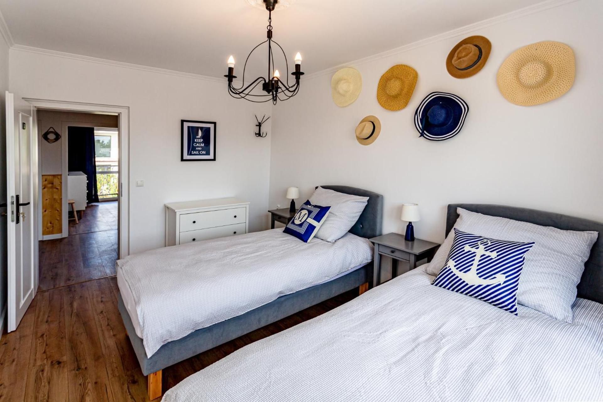 Standard Double Room with Shared Bathroom
