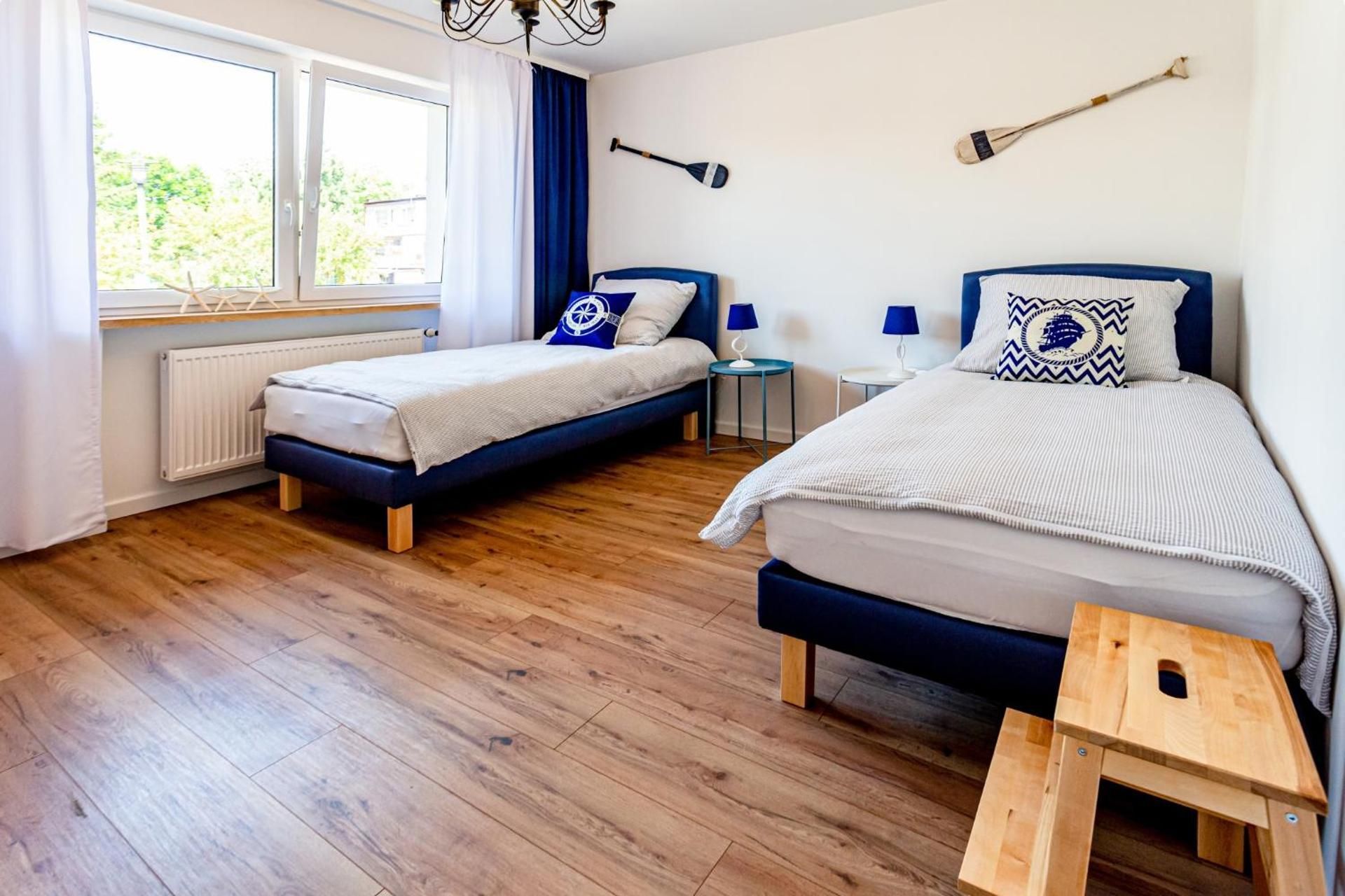 Twin Room with Shared Bathroom