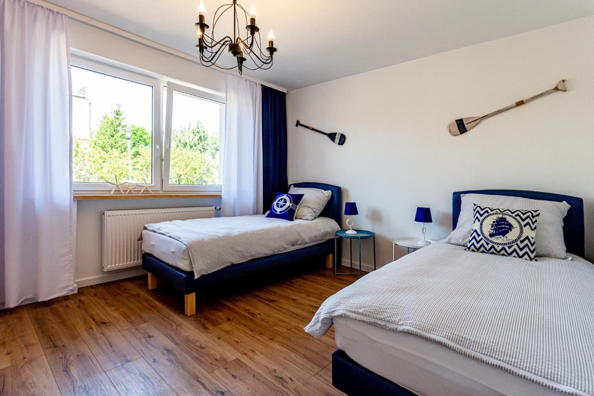 Twin Room with Shared Bathroom