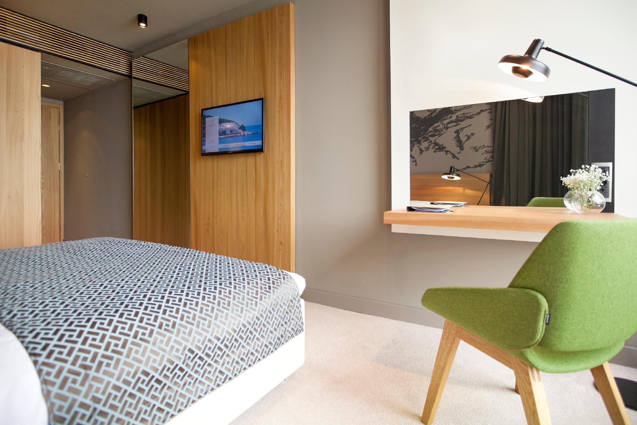 Superior Single Room with Sea View