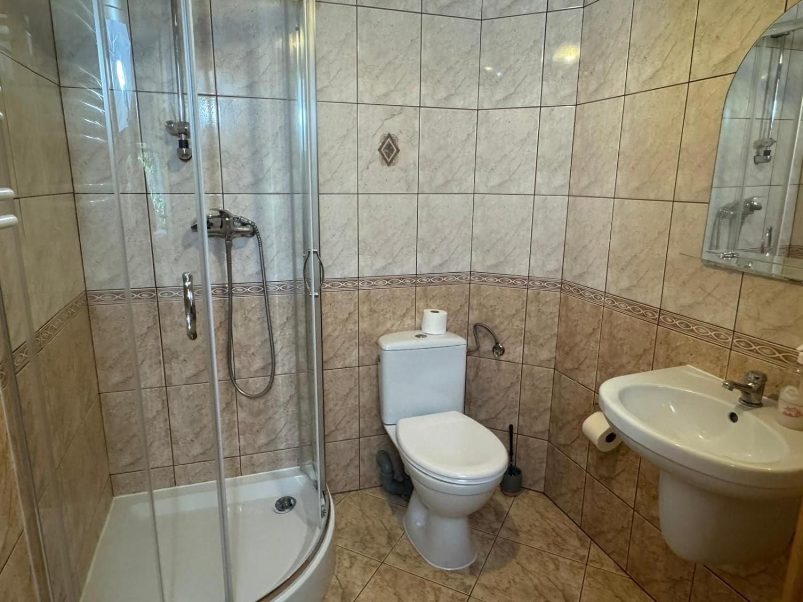 Twin Room with Private Bathroom
