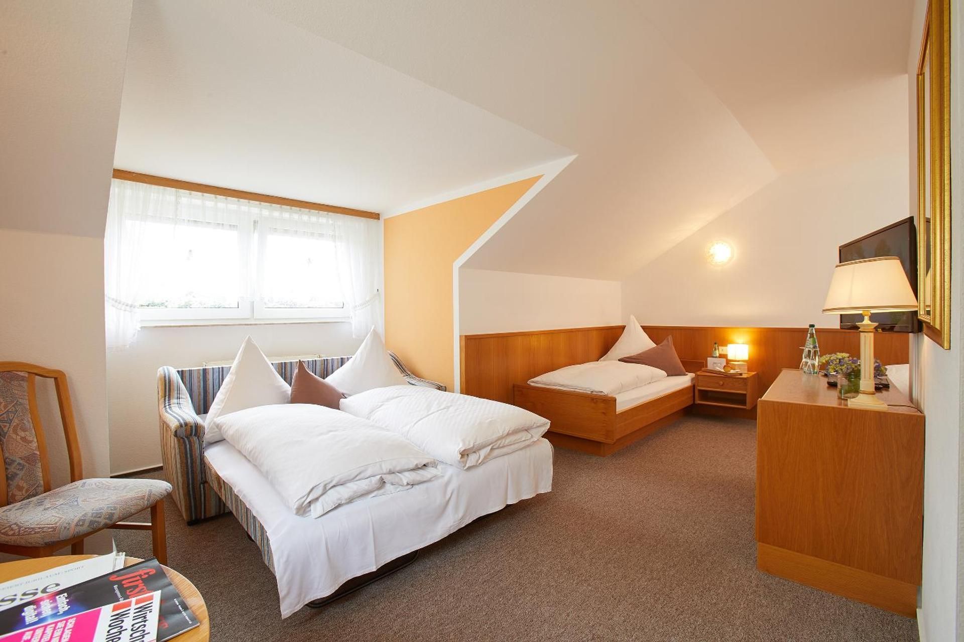 Large Twin Room