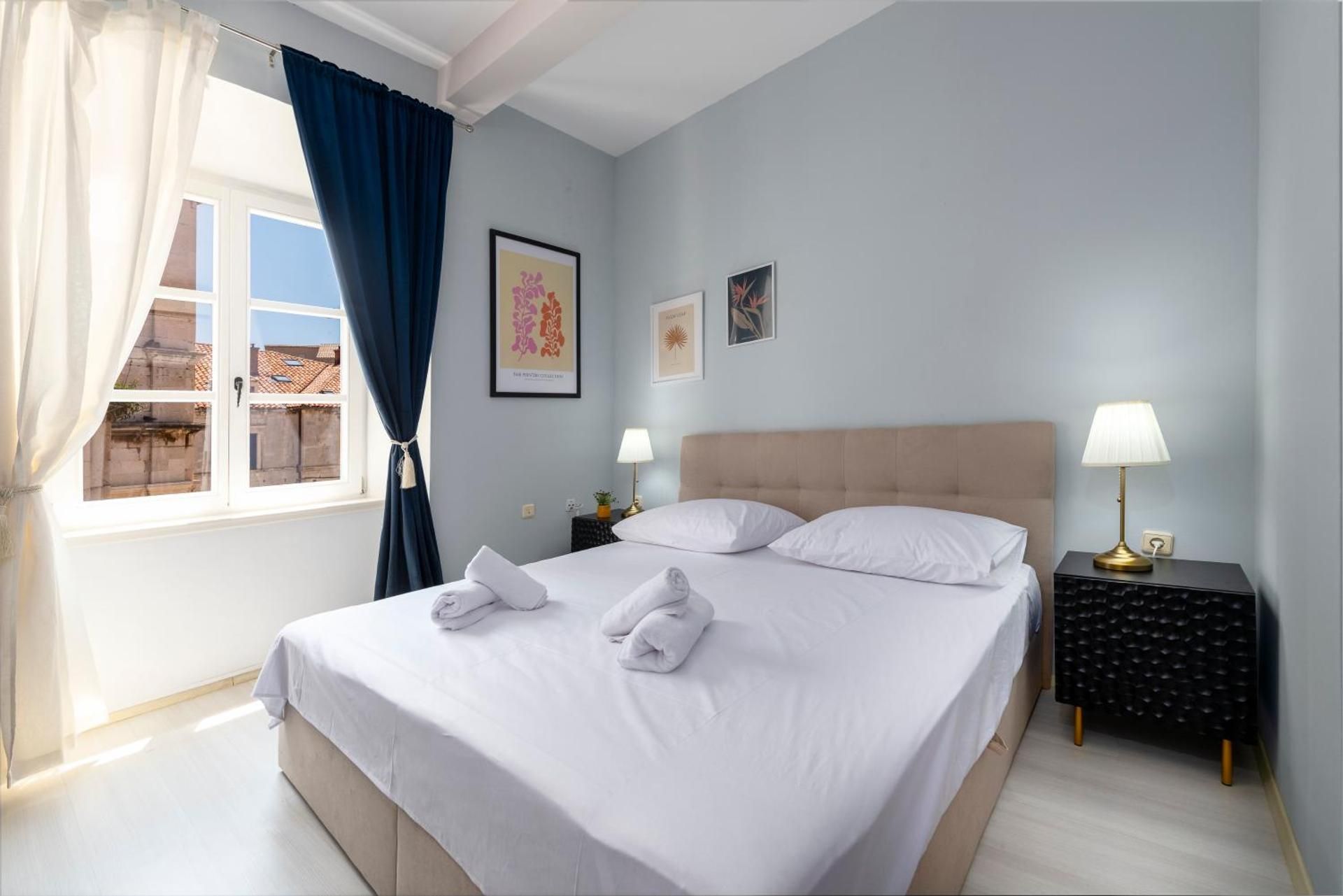 Double Room with Private External Bathroom