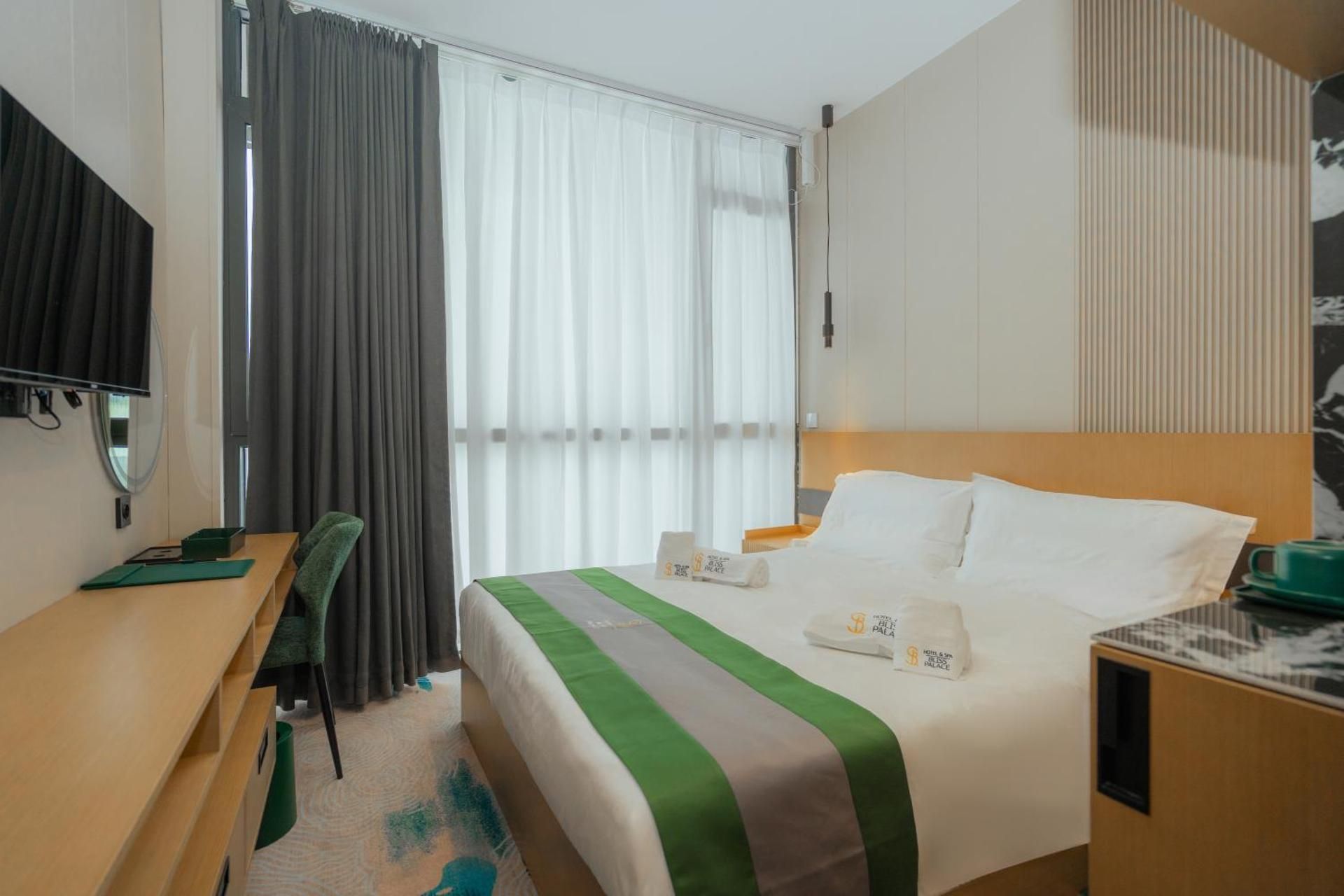 Bliss Palace Hotel & Spa Standard - 1 Bed Double Non-Smoking 2