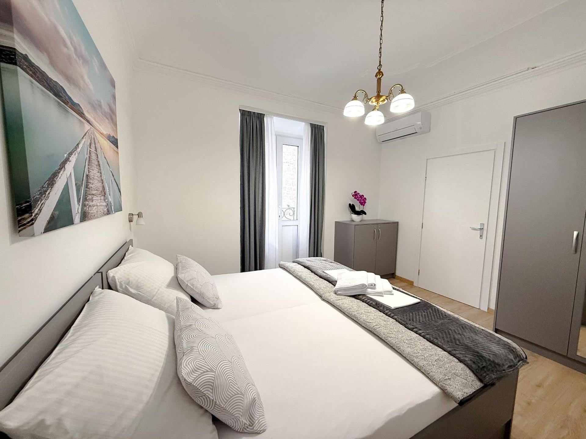 Premium Apartment with Balcony