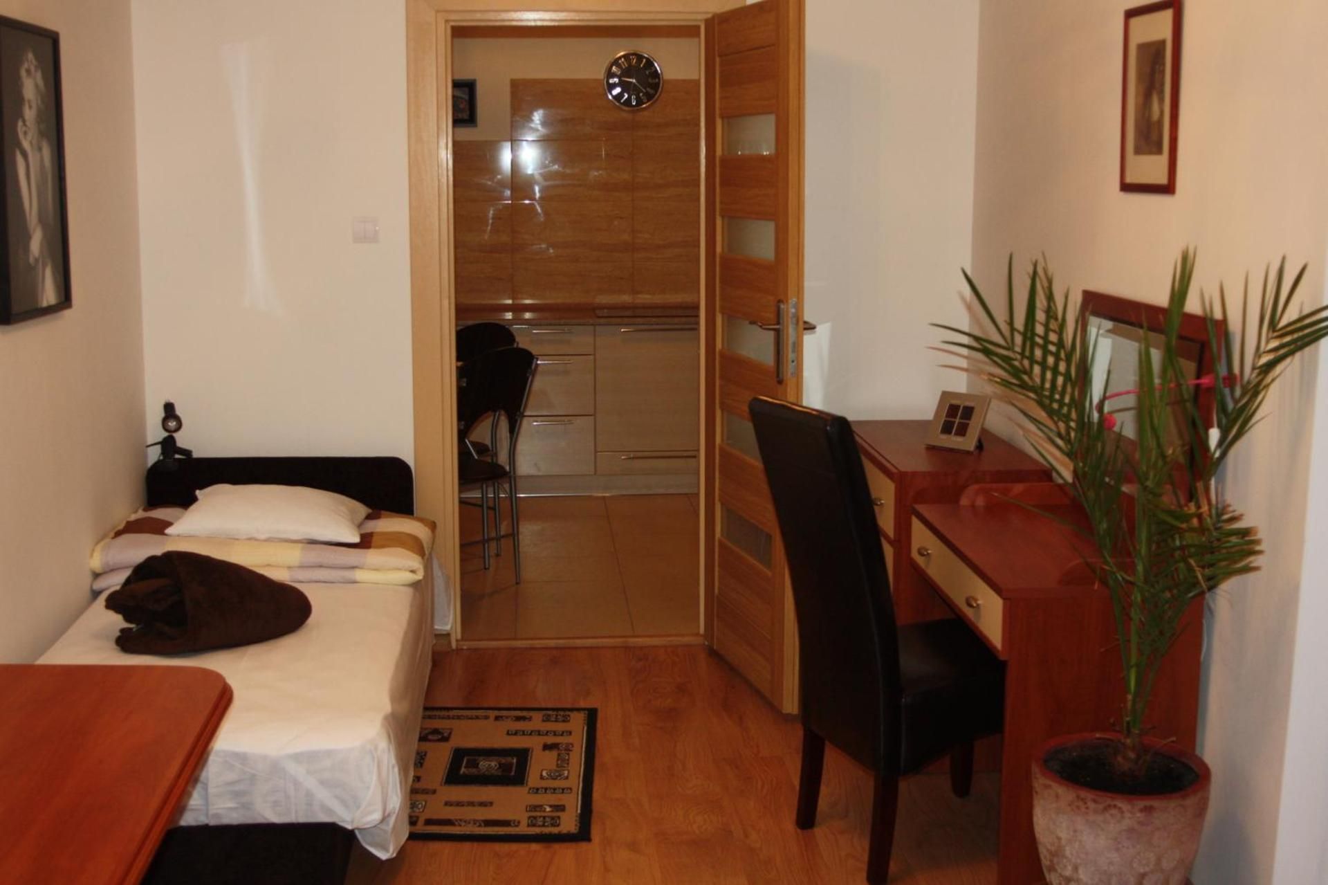 Deluxe Two-Bedroom Apartment
