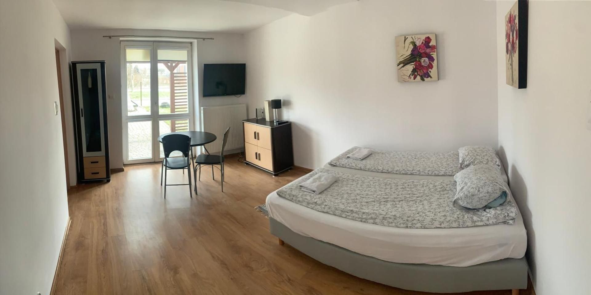 Large Double or Twin Room