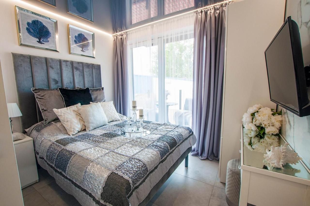 Double Room with Lake View