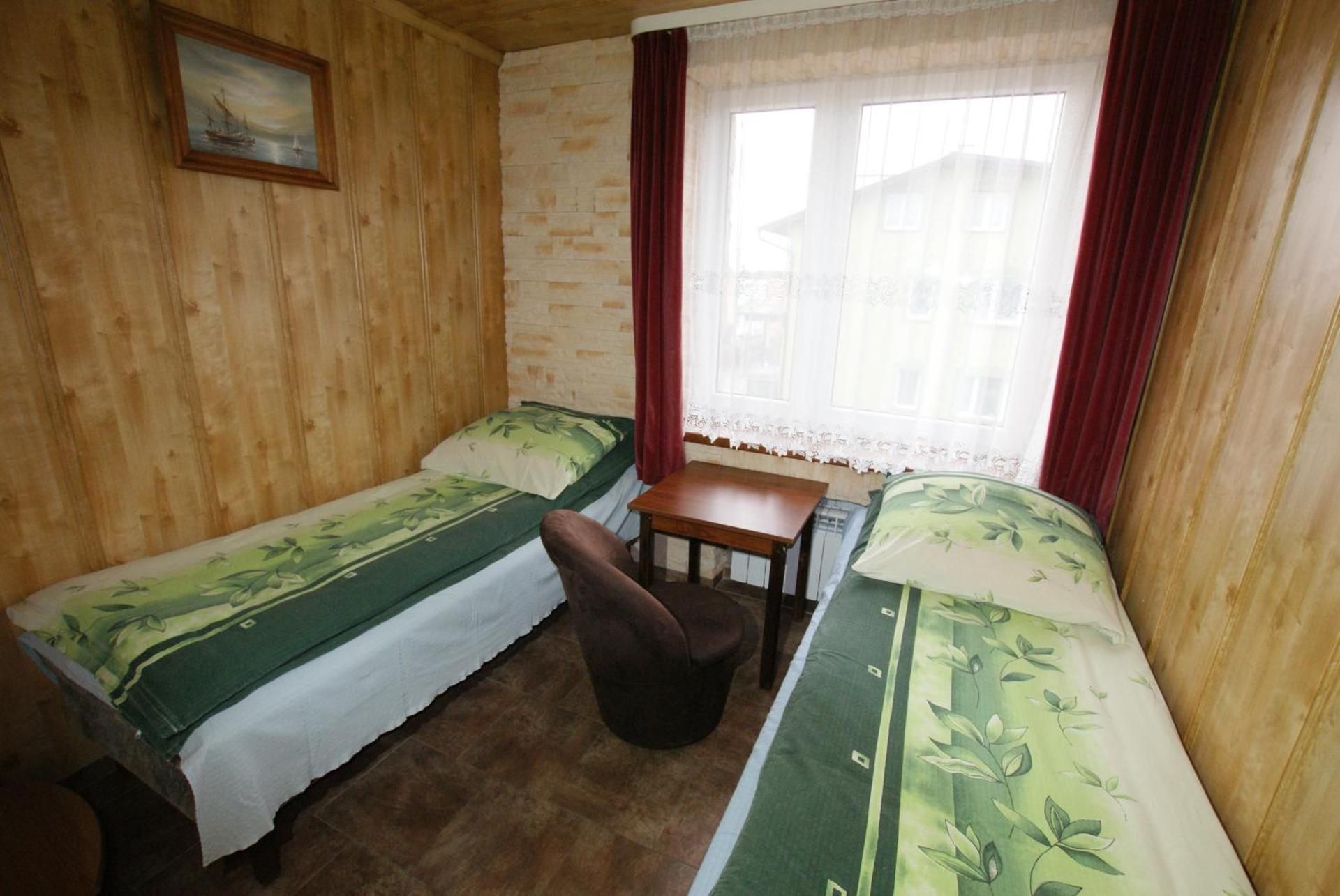 Quadruple Room with Private Bathroom