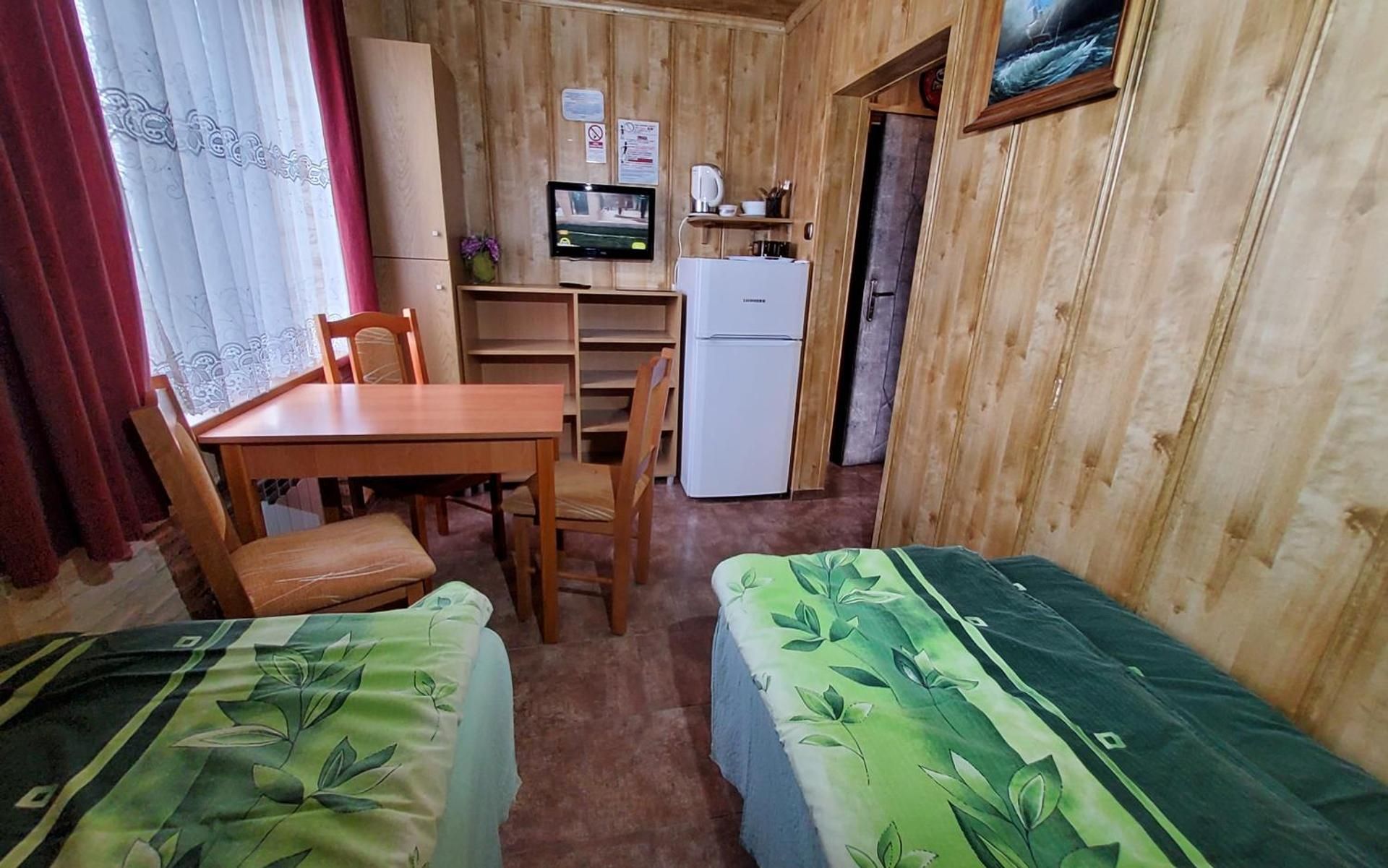 Quadruple Room with Private Bathroom