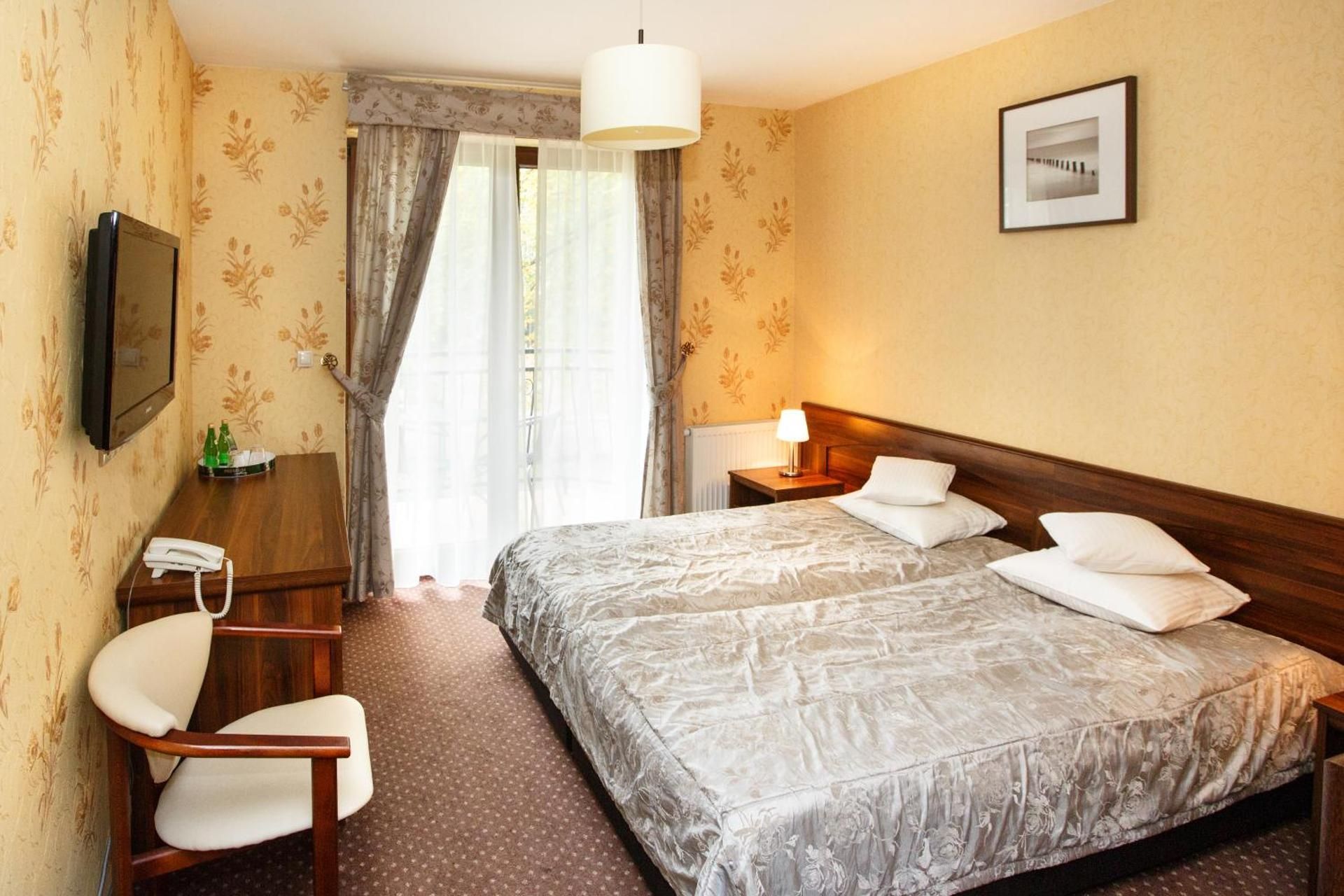 Double or Twin Room with Balcony