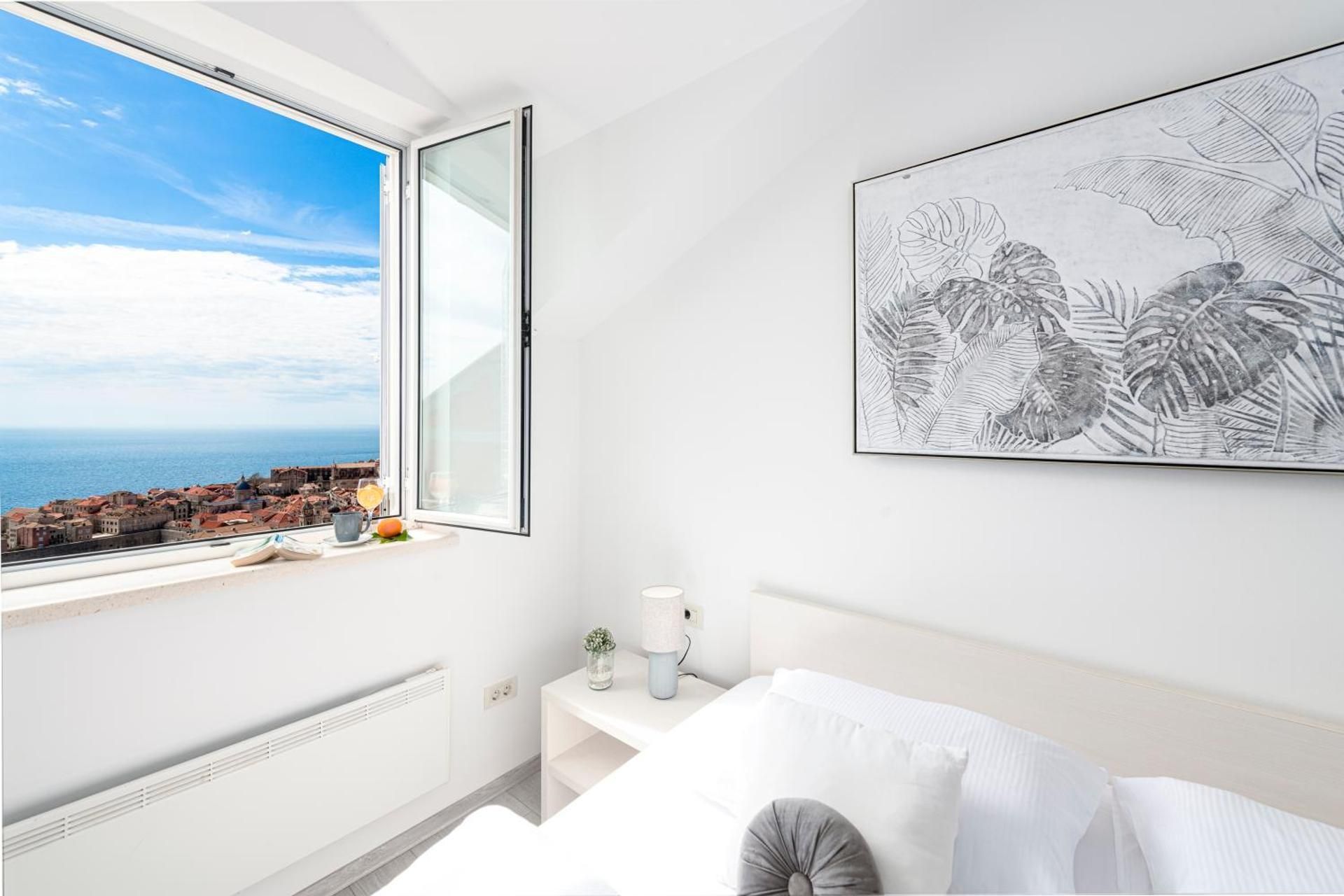 One-Bedroom Apartment with Sea View