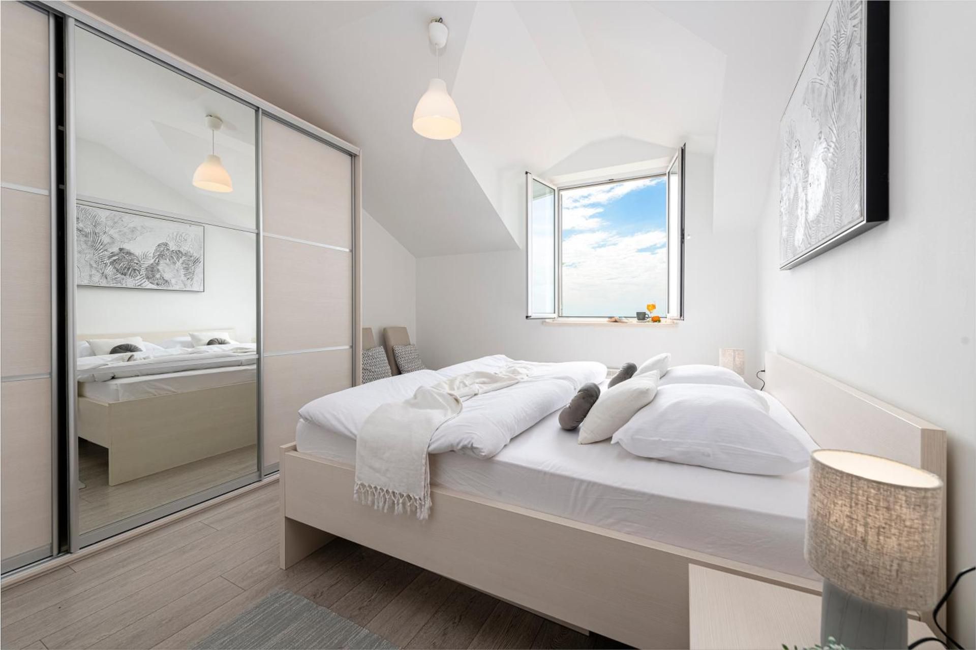 One-Bedroom Apartment with Sea View