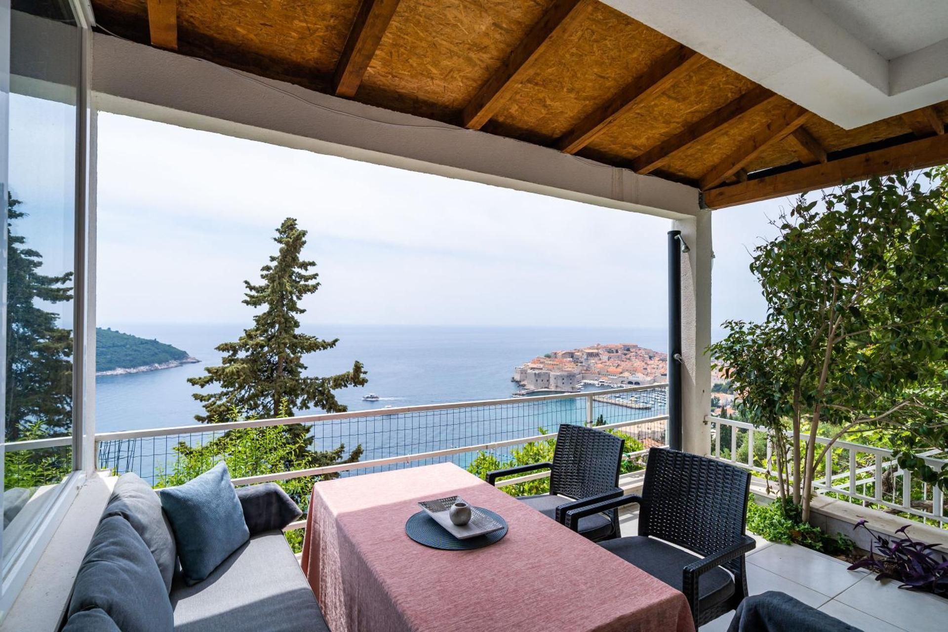 Apartment with Terrace