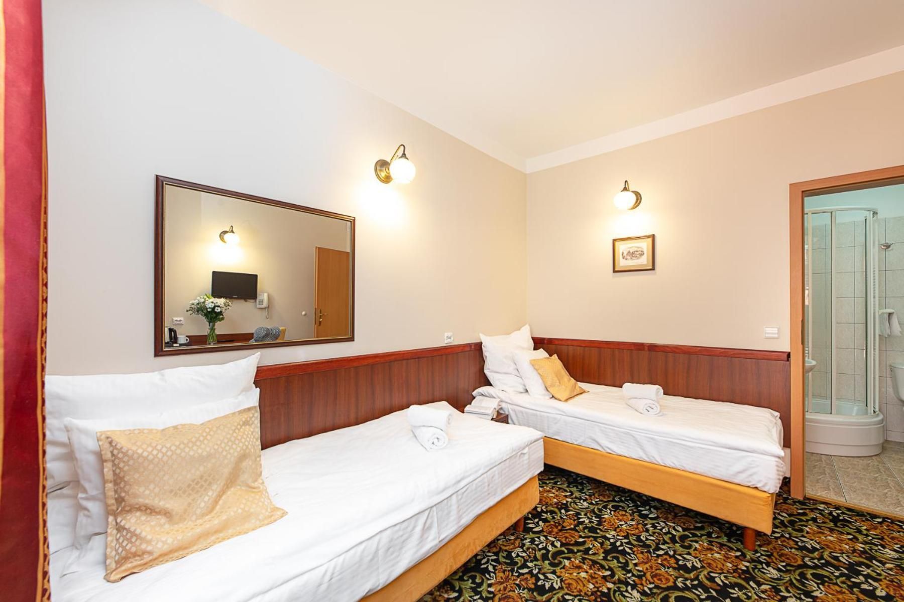 Economy Twin Room