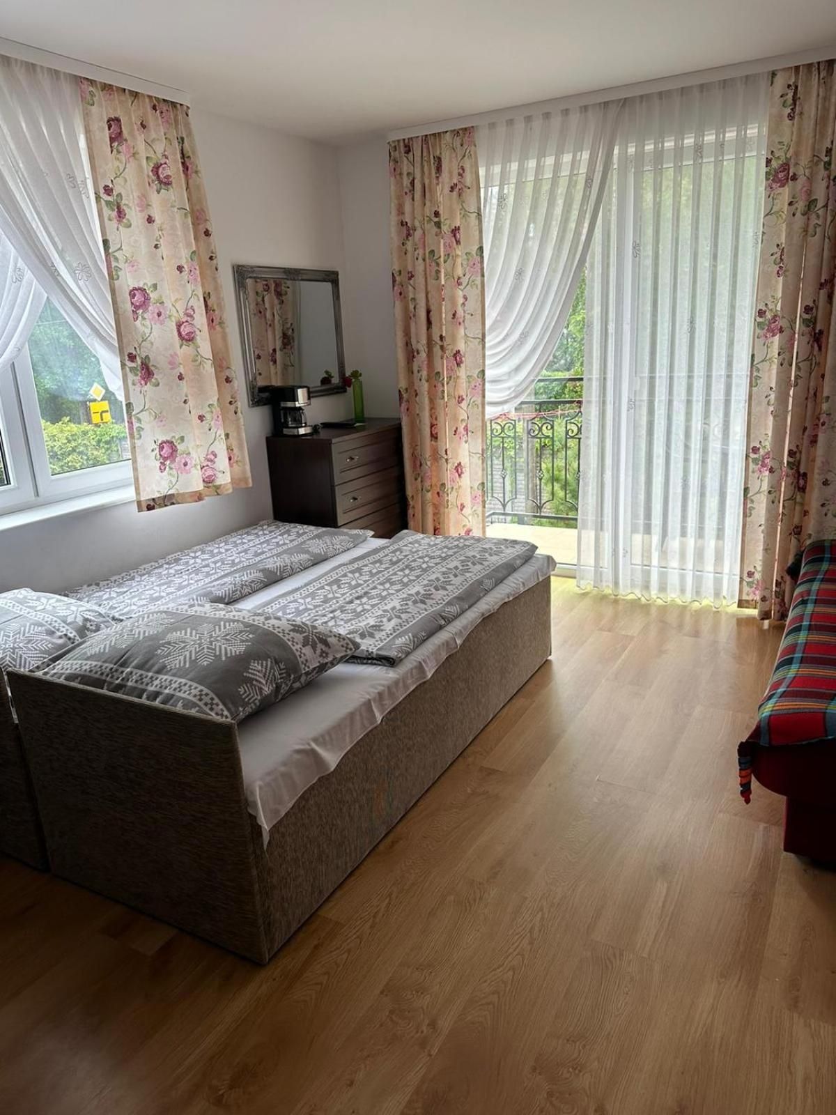 Triple Room with Private Bathroom