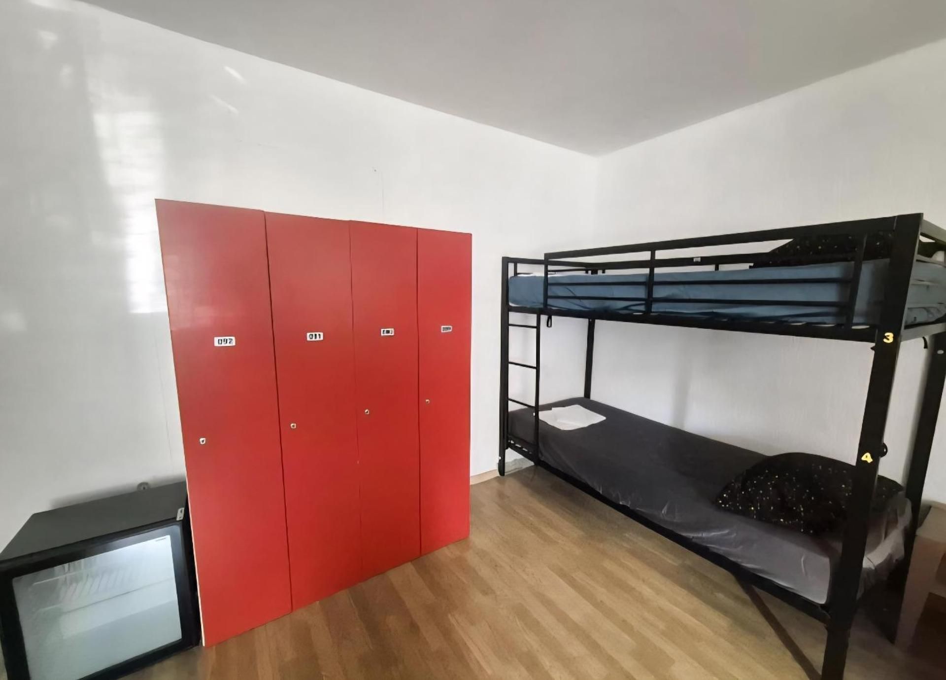 Mixed Dormitory Room