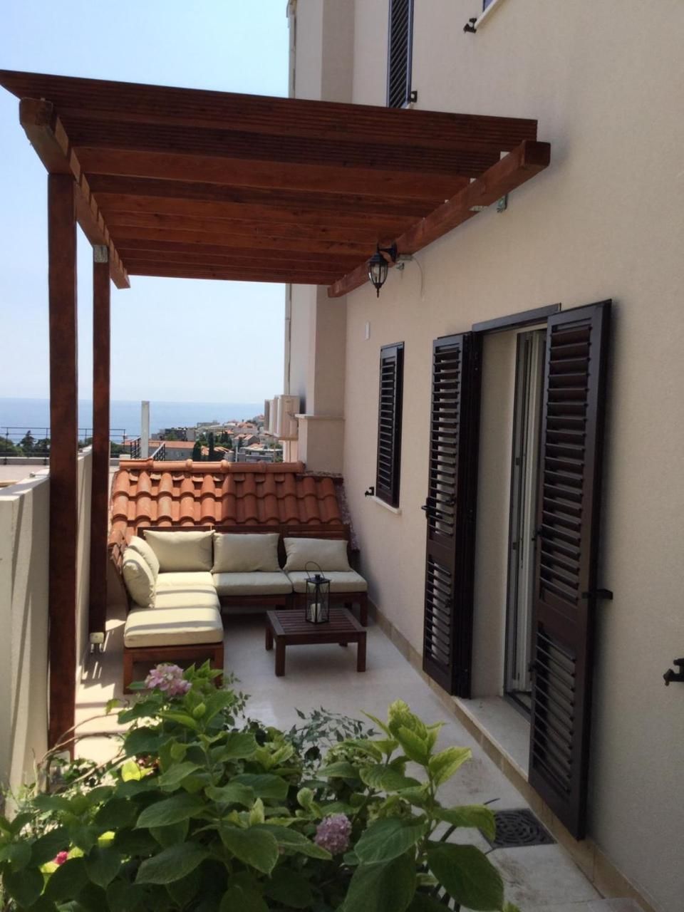 Apartment with Terrace