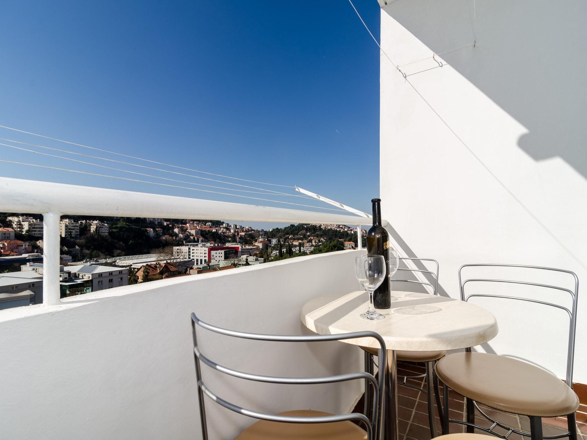 Apartment Iva 31 - Two-Bedroom Apartment with Balcony and City View