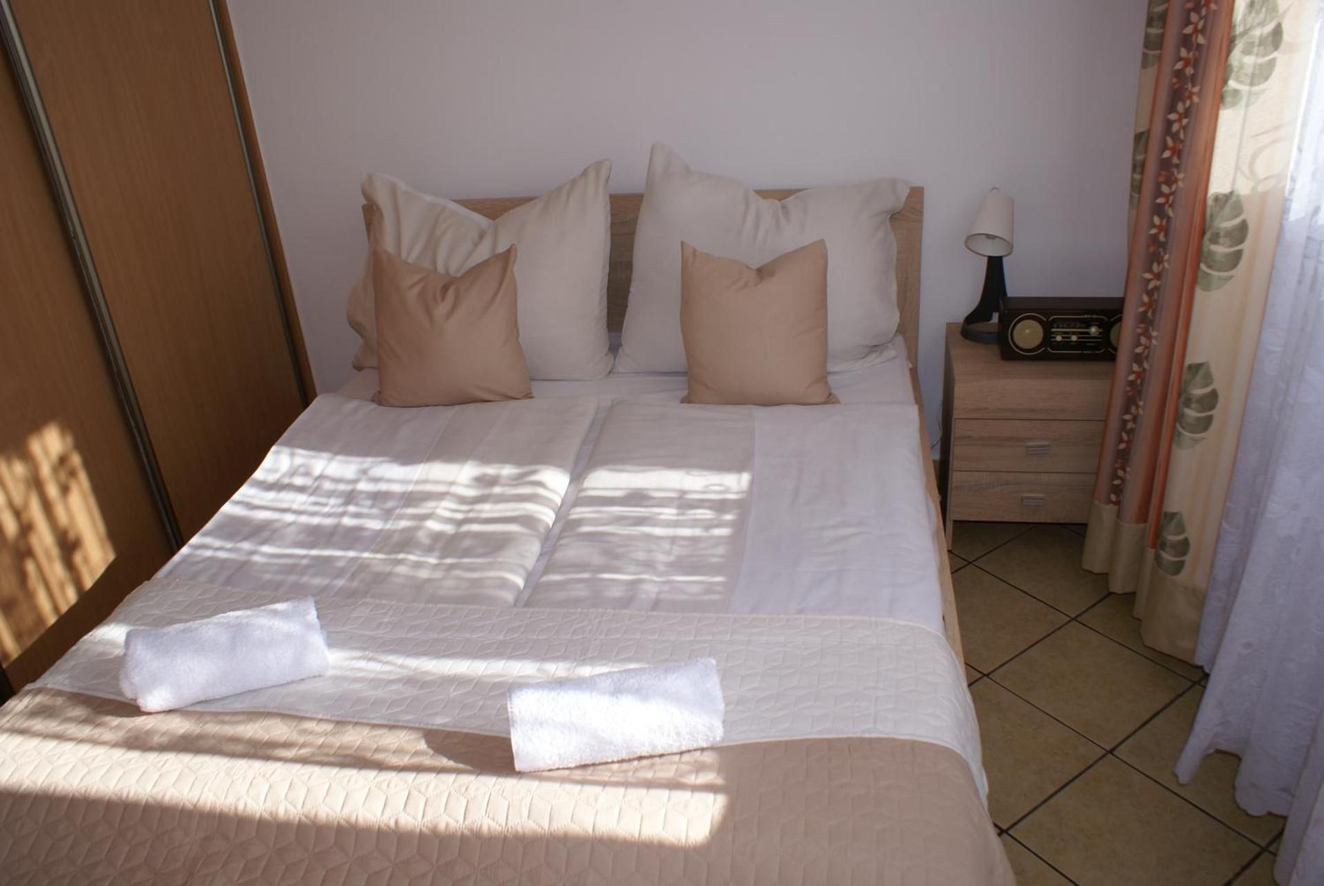 One-Bedroom Apartment with Garden