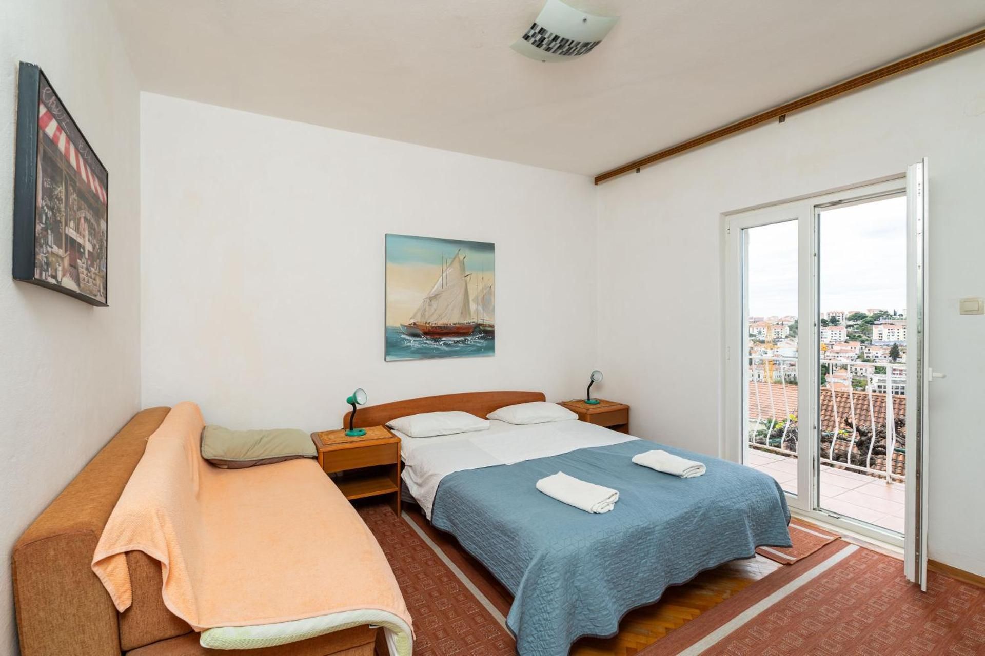 Double Room with Shared Bathroom