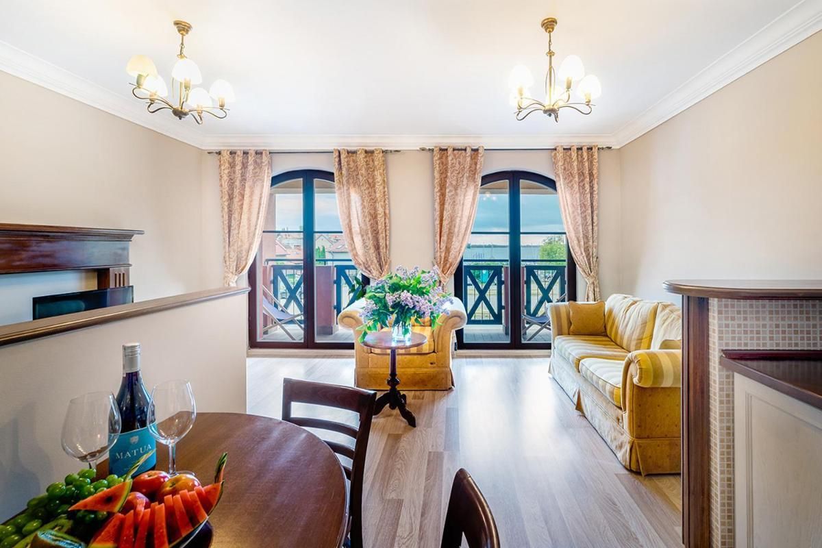 Apartment with Balcony