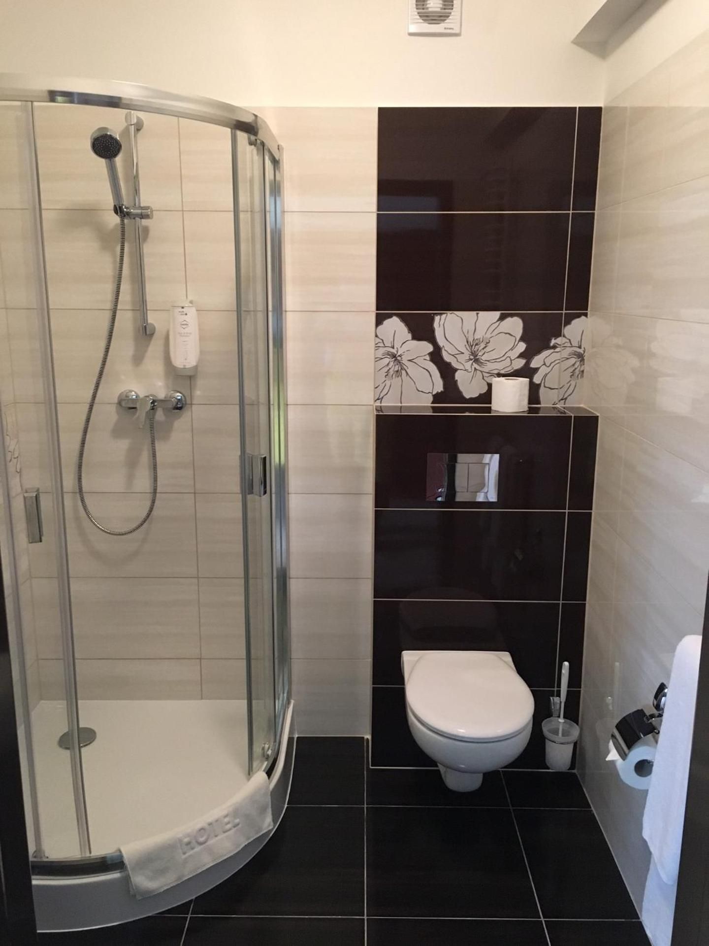 Standard Twin Room Without Balcony