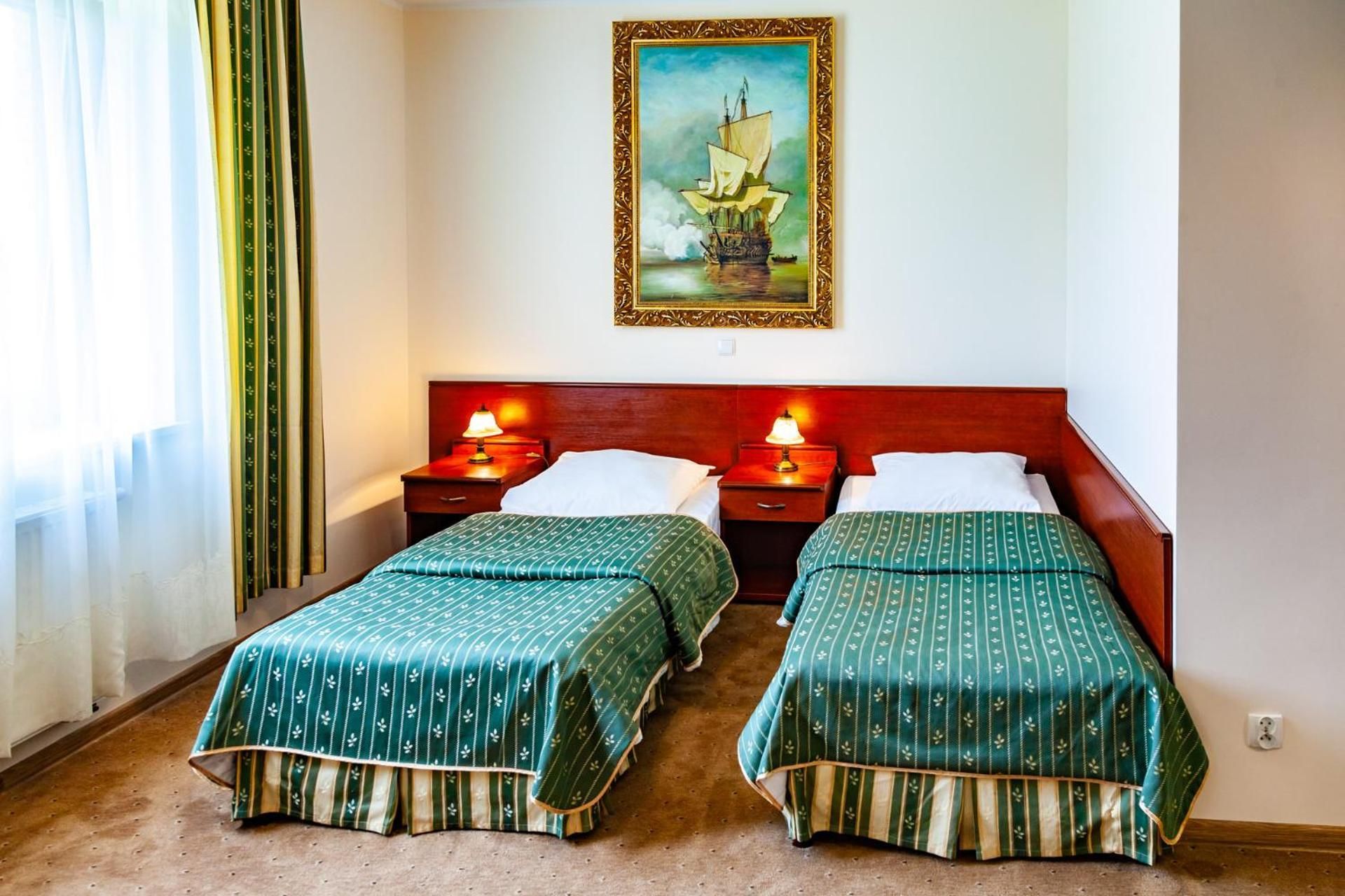 Standard Twin Room Without Balcony
