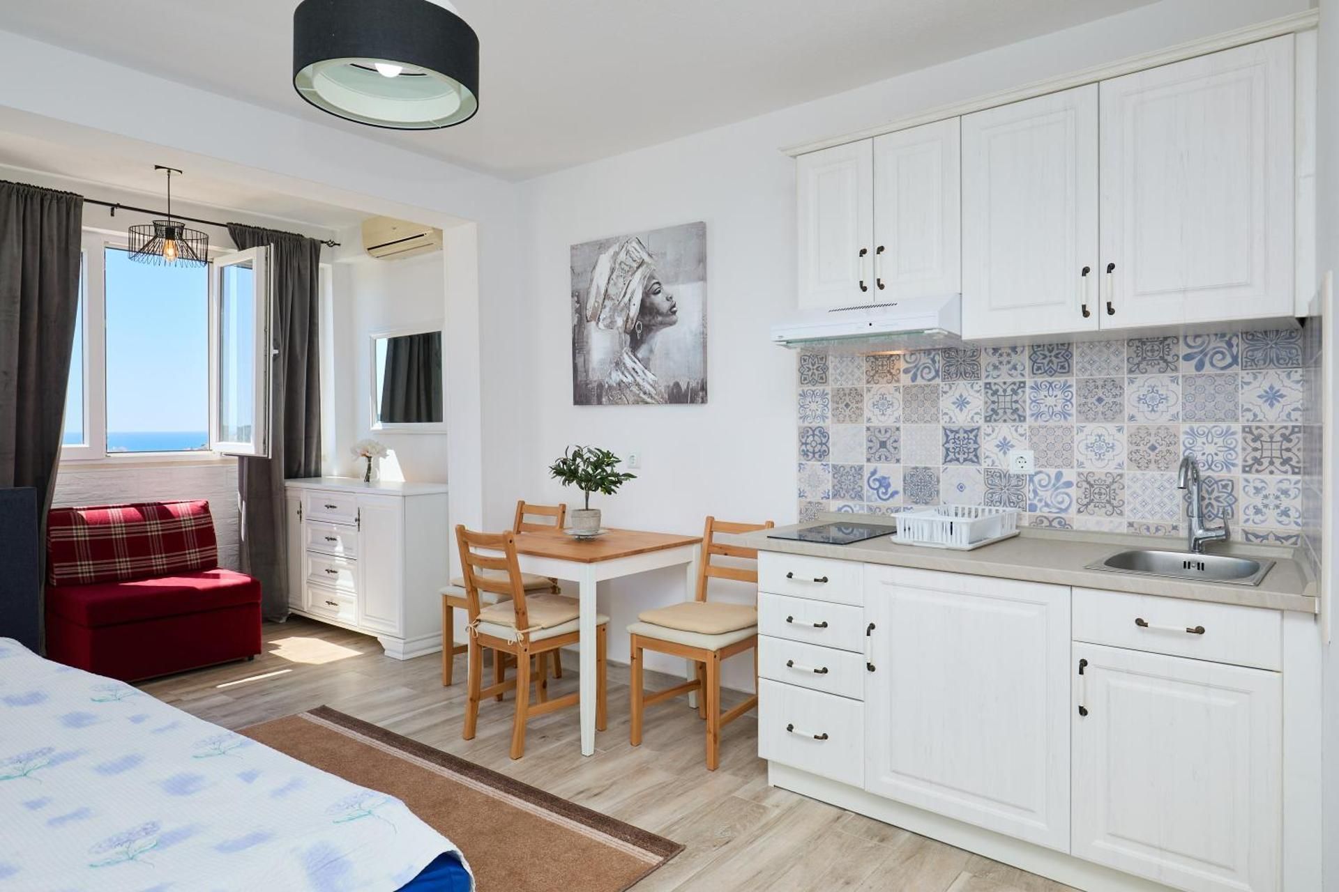 Studio Apartment with Sea View
