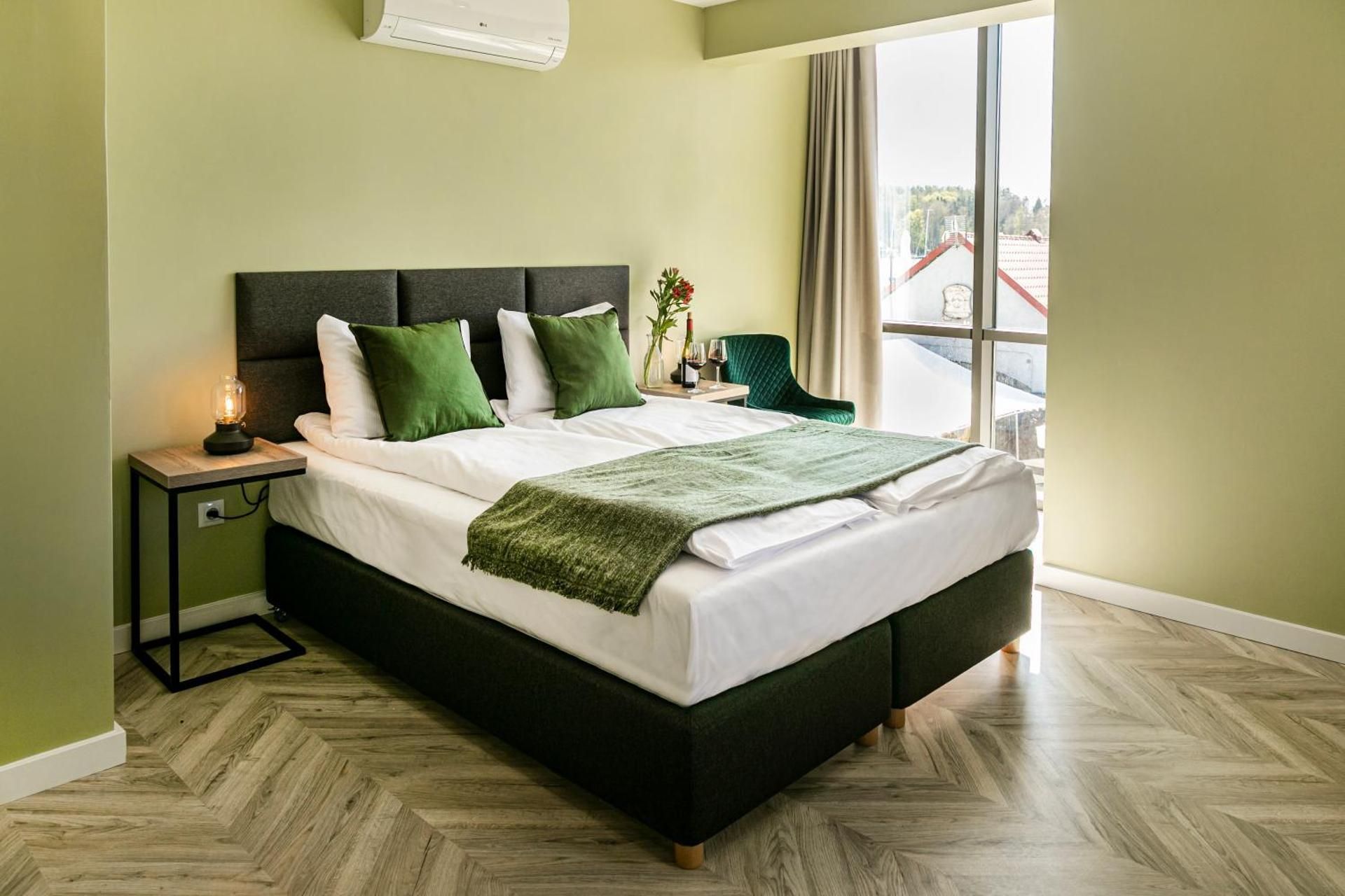 Double Room with Lake View