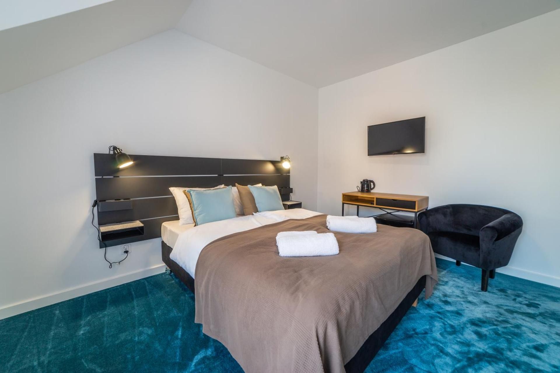 Double Room with Private Bathroom