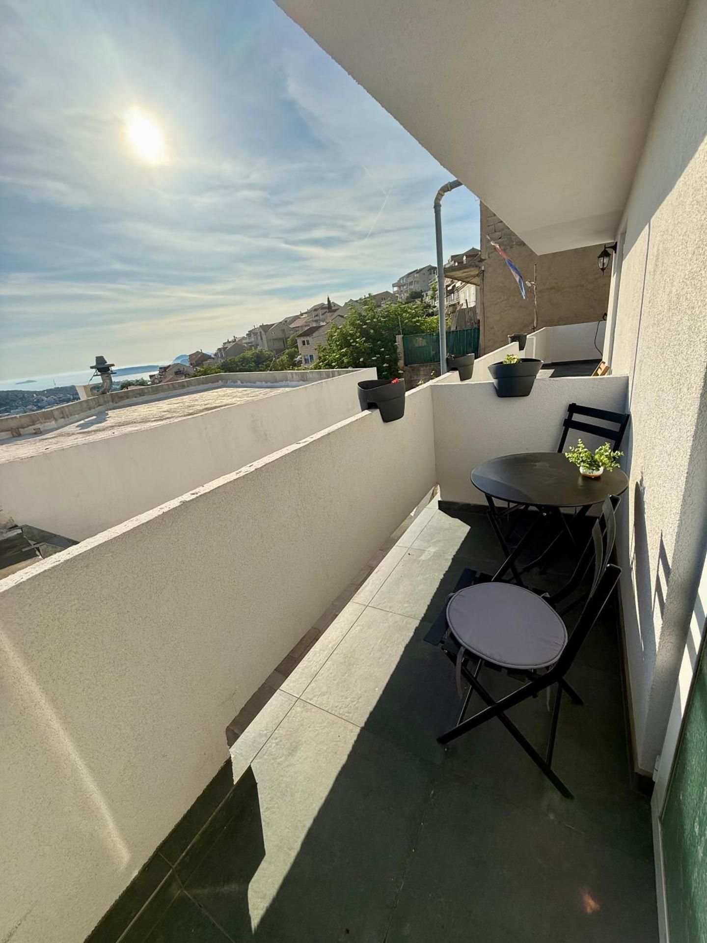 Studio with Balcony
