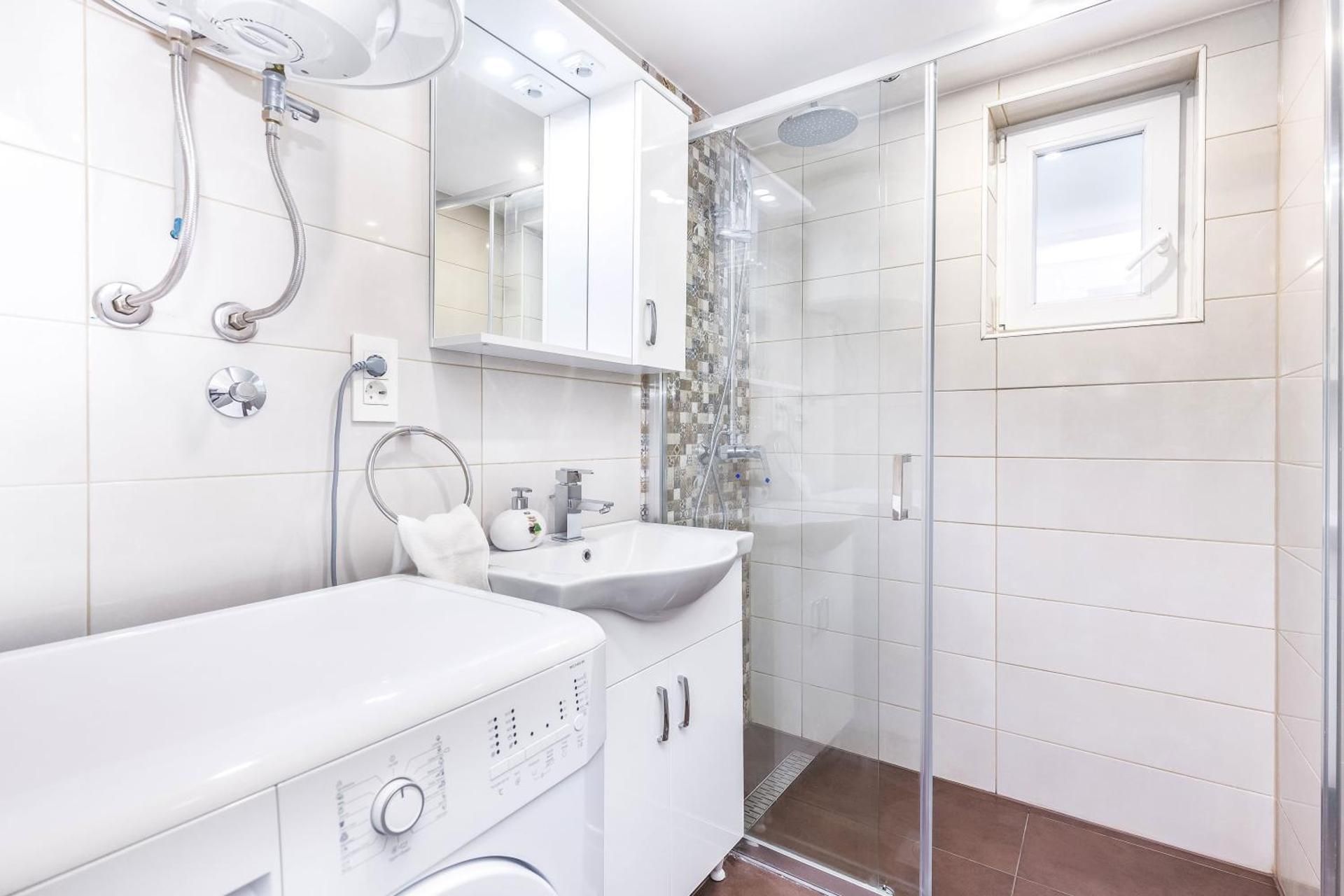 One Bedroom Apartment - Fiorella la Guardije 9 street, 1st floor