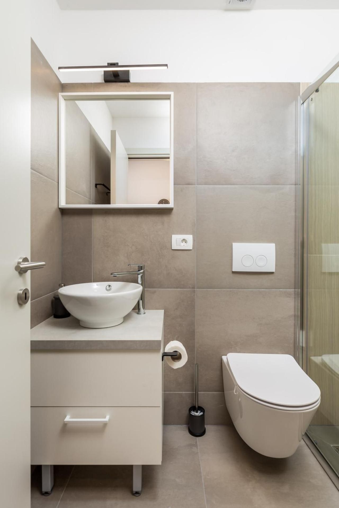 Deluxe Double Studio - Fiorella la Guardije 13 street, 4th floor