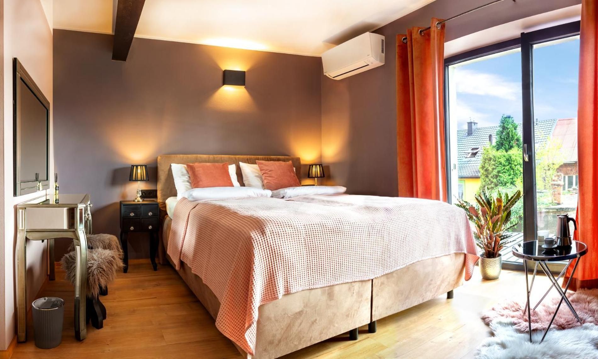 Basic Triple Room