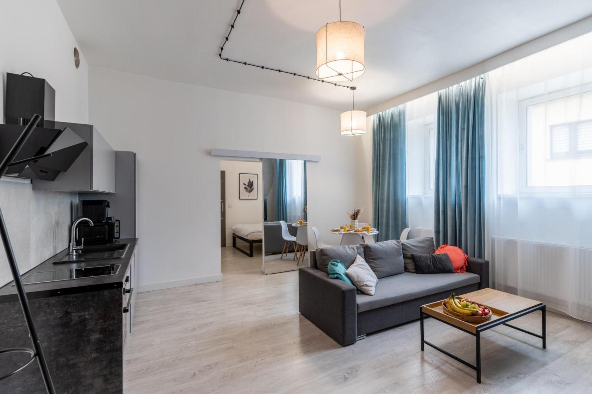One-Bedroom Apartment