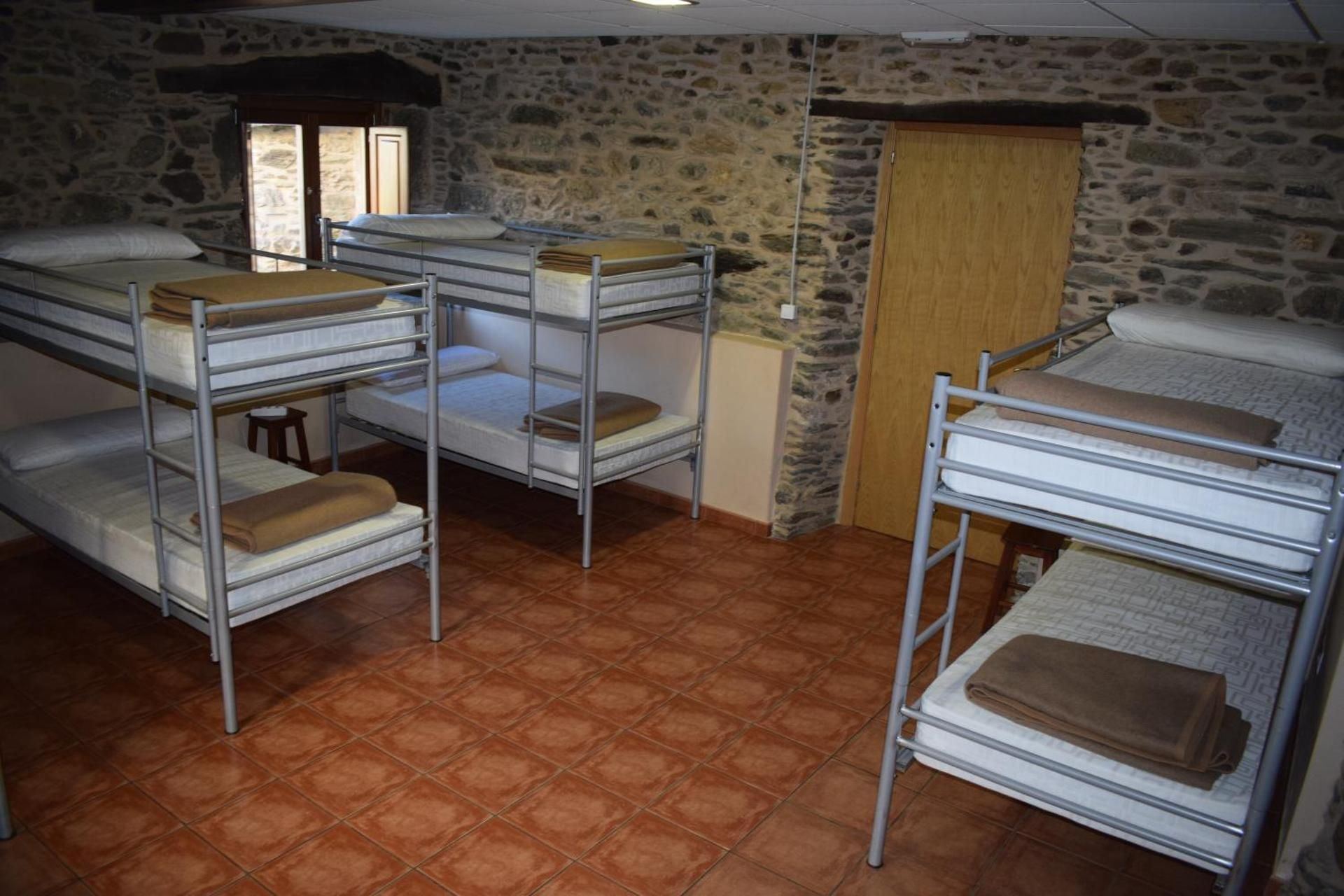 Bunk Bed in Mixed Dormitory Room