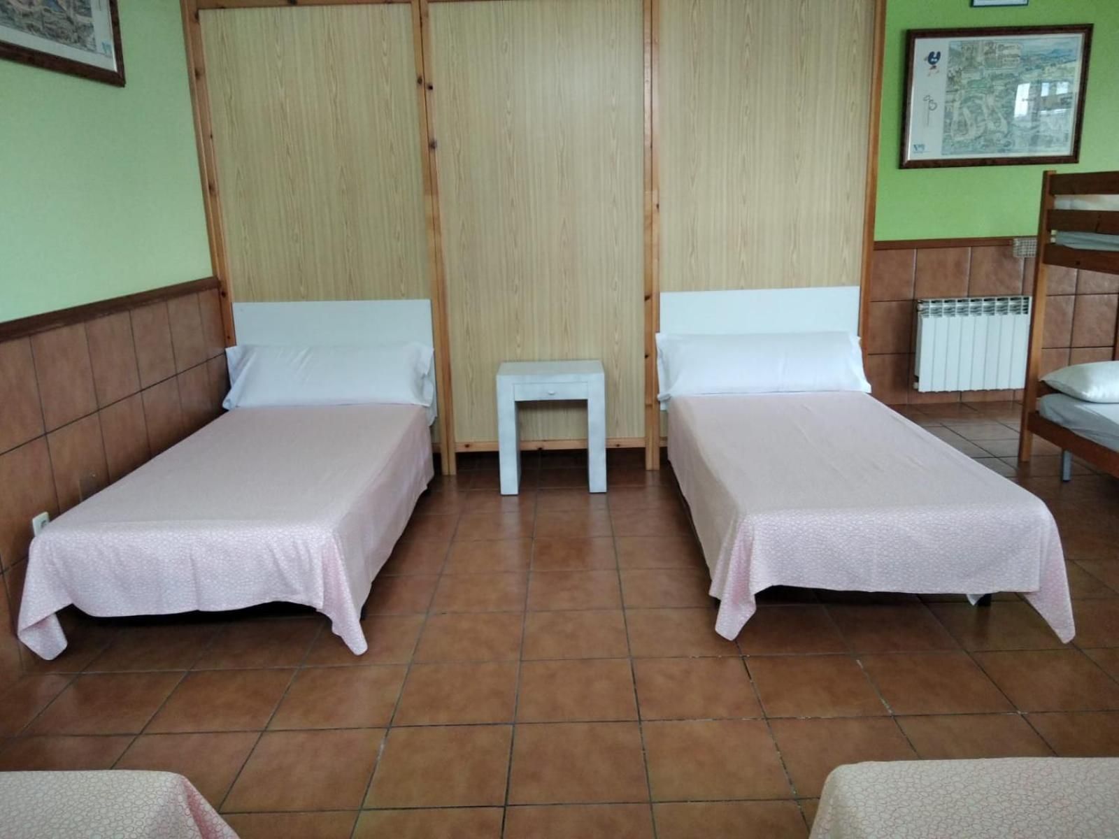Bunk Bed in Mixed Dormitory Room