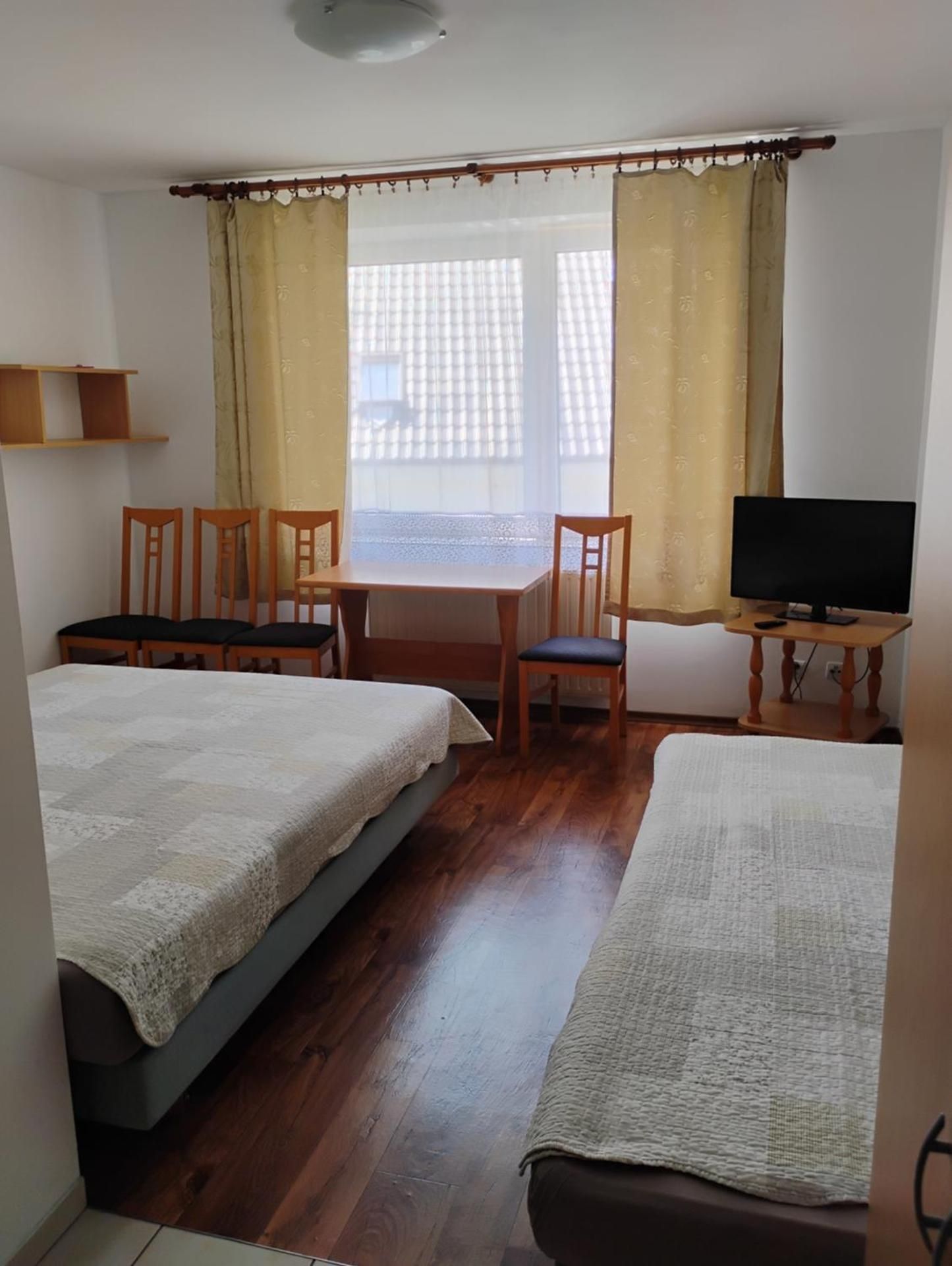 Triple Room with Private Bathroom