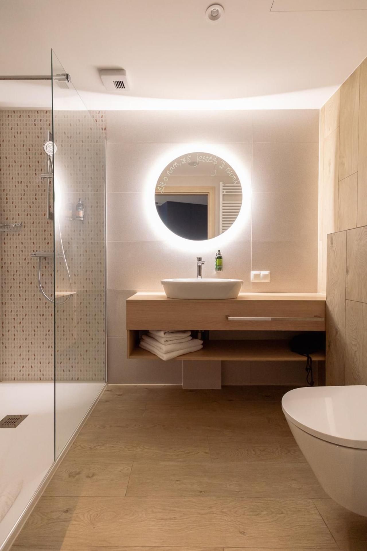 Junior Suite - uncategorized