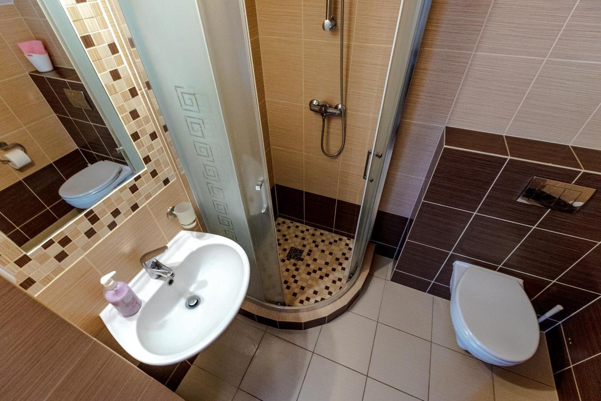 Deluxe Family Suite