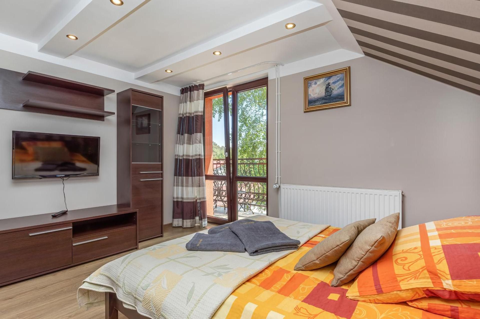 Triple Room with Shower