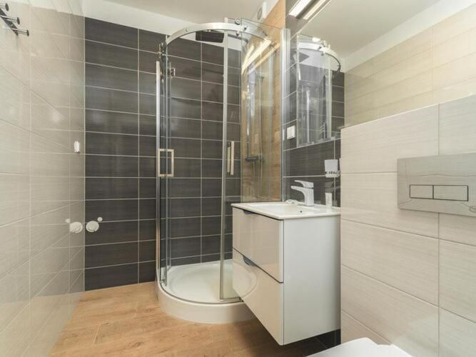 Apartment 05