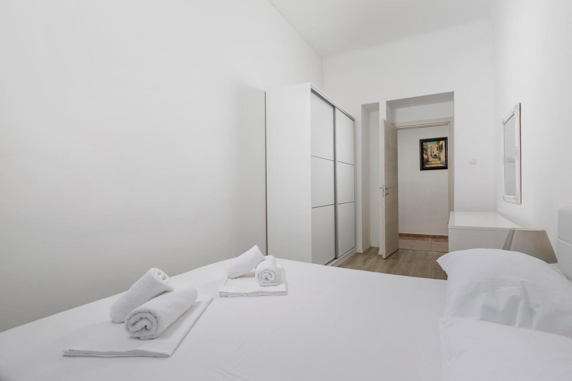 Two-Bedroom Apartment Agatićeva ulica 2, 2. floor