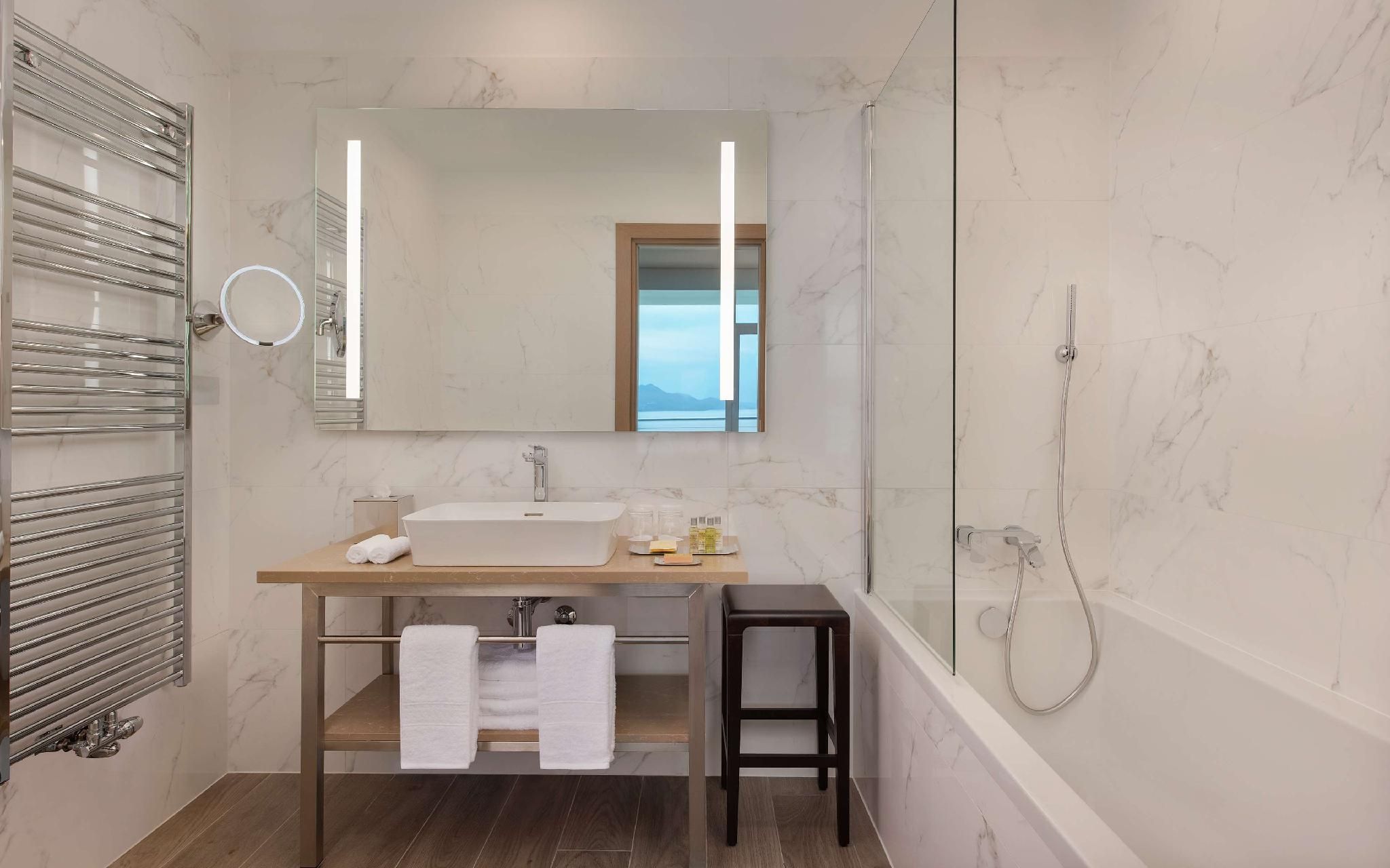 One Bedroom Seaview Family Villa with Terrace