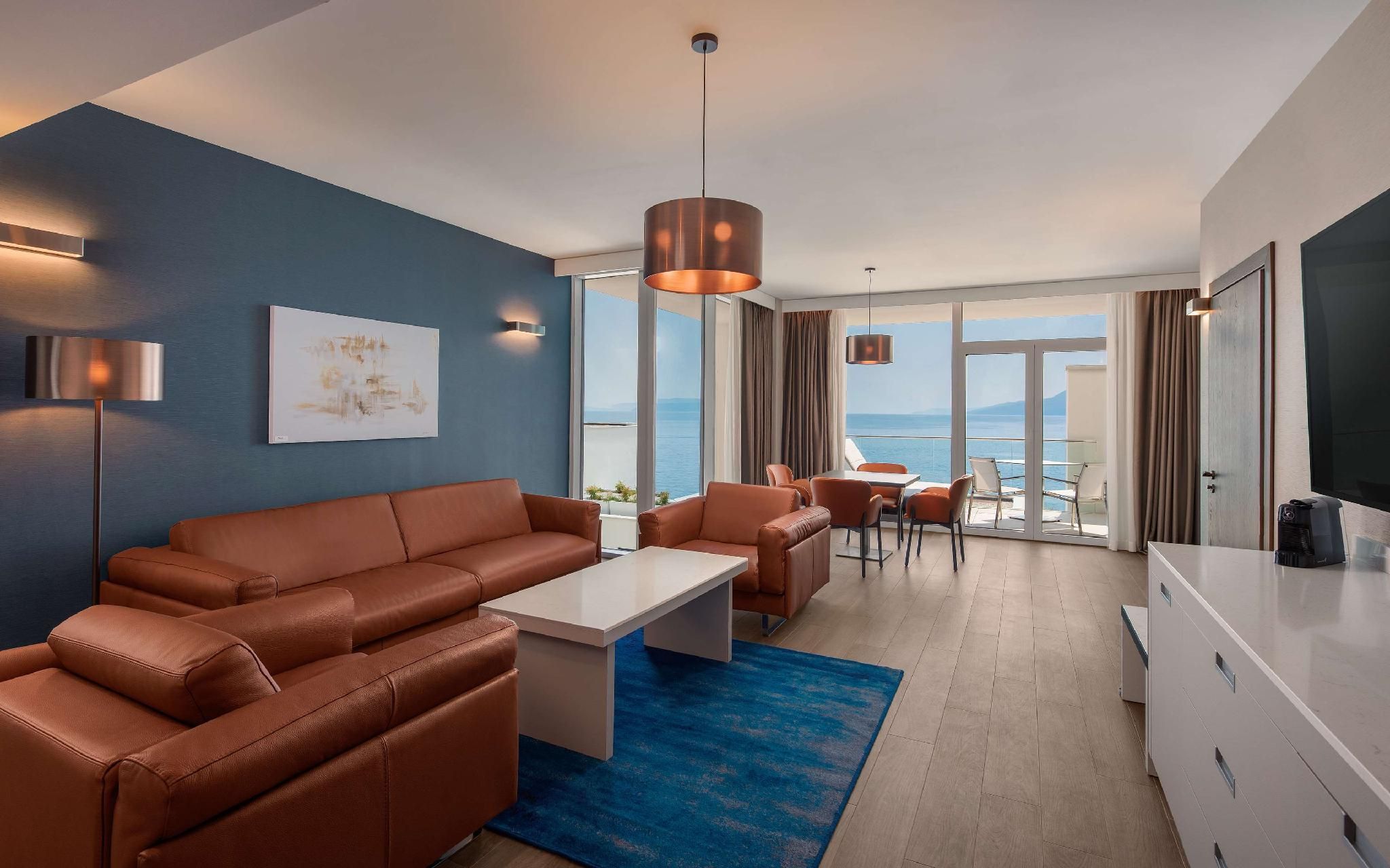 Hilton Rijeka Costabella Beach Resort & Spa Deluxe One Bedroom Seaview Villa 2